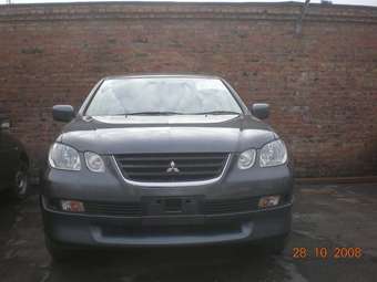 2001 Mitsubishi Airtrek Photos