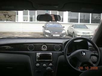 2001 Mitsubishi Airtrek Photos
