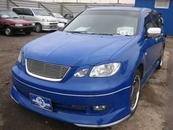 2001 Mitsubishi Airtrek