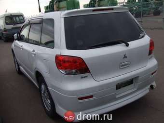 2001 Mitsubishi Airtrek Photos