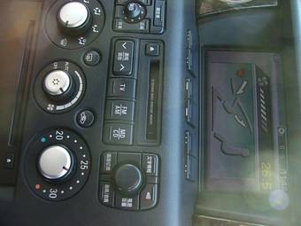 2001 Mitsubishi Airtrek Images