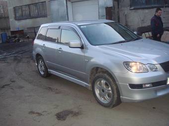 2001 Mitsubishi Airtrek Wallpapers