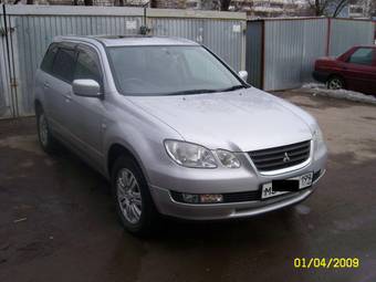 2001 Mitsubishi Airtrek Images