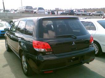 2001 Mitsubishi Airtrek Pictures