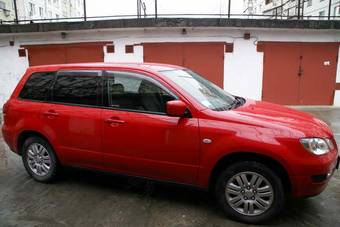 2001 Mitsubishi Airtrek Pictures