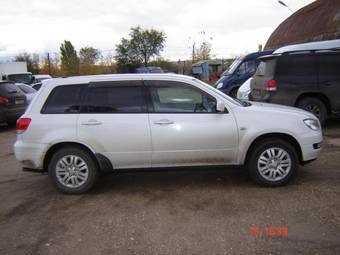 2001 Mitsubishi Airtrek For Sale