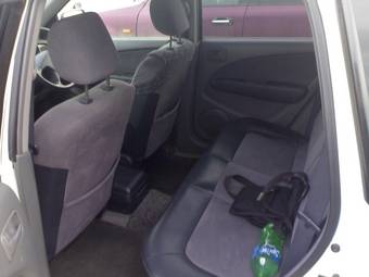 2001 Mitsubishi Airtrek Images