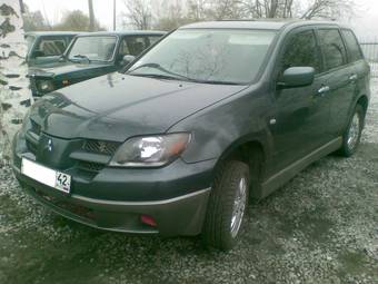 2001 Mitsubishi Airtrek Pictures