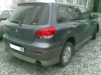 2001 Mitsubishi Airtrek Photos