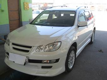 2001 Mitsubishi Airtrek Pictures