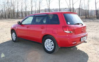 2001 Mitsubishi Airtrek Images