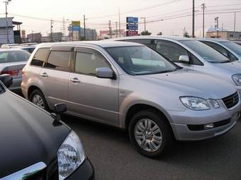 2001 Mitsubishi Airtrek For Sale