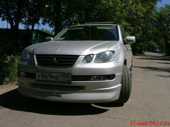 2001 Mitsubishi Airtrek Pictures