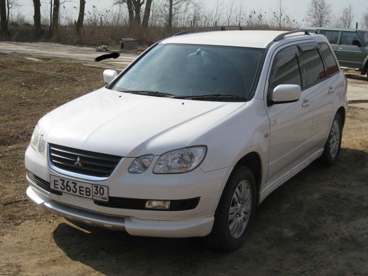 2001 Mitsubishi Airtrek