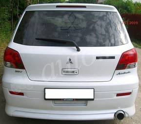 2001 Mitsubishi Airtrek Pics