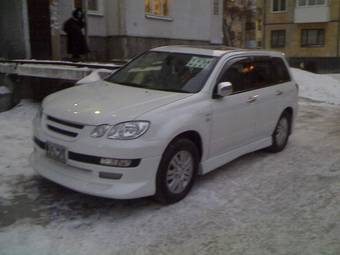 2001 Mitsubishi Airtrek Photos