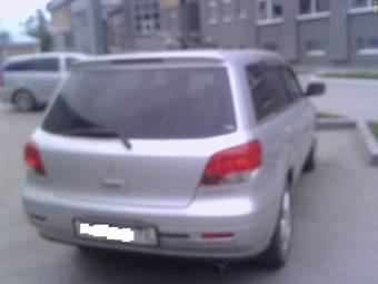 2001 Mitsubishi Airtrek Photos