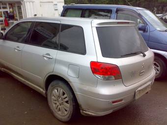 2001 Mitsubishi Airtrek Wallpapers