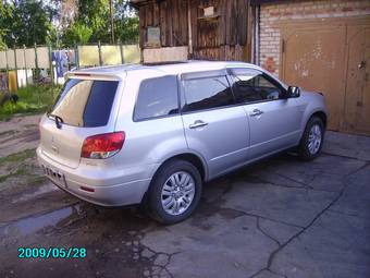 2001 Mitsubishi Airtrek Pictures