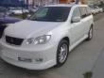 2001 Mitsubishi Airtrek Photos