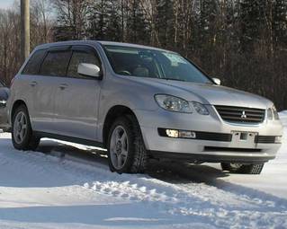 2001 Mitsubishi Airtrek Pictures