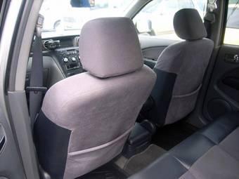 2001 Mitsubishi Airtrek Photos