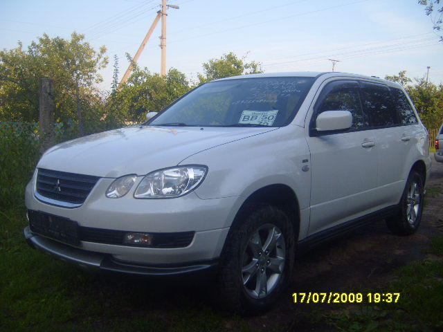 2001 Mitsubishi Airtrek
