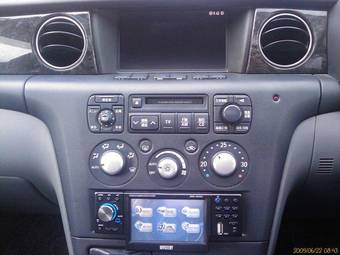 2001 Mitsubishi Airtrek Photos