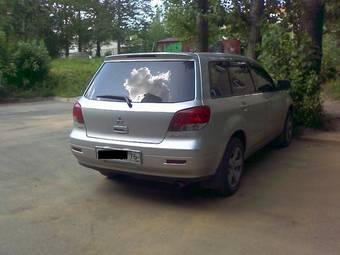 2001 Mitsubishi Airtrek Pictures