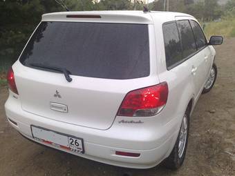 2001 Mitsubishi Airtrek Photos