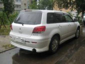 2001 Mitsubishi Airtrek Pictures