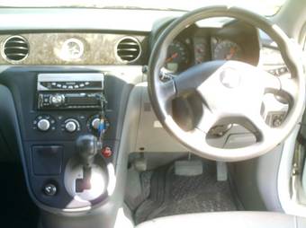 2001 Mitsubishi Airtrek Pictures