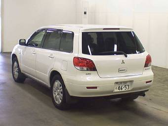 2001 Mitsubishi Airtrek Pictures