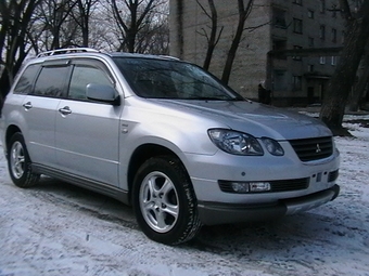 2002 Mitsubishi Airtrek