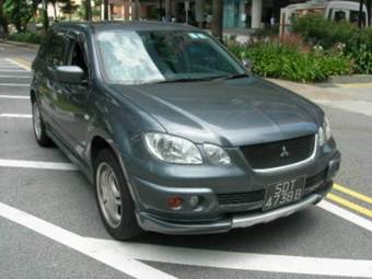 2002 Mitsubishi Airtrek