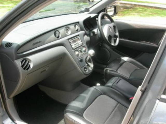 2002 Mitsubishi Airtrek