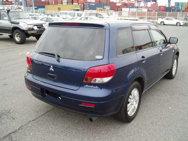 2002 Mitsubishi Airtrek