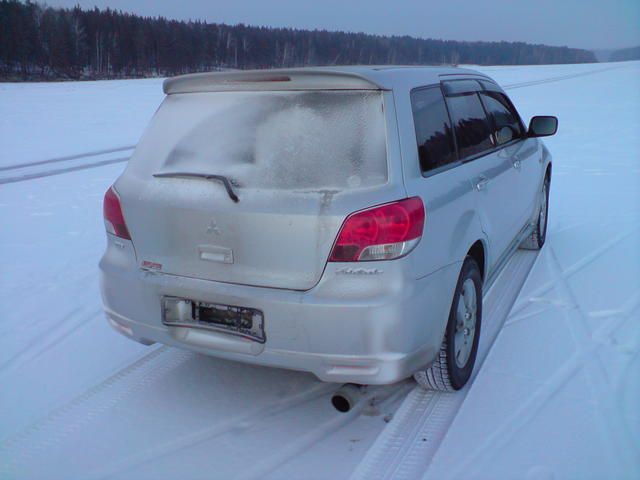 2002 Mitsubishi Airtrek