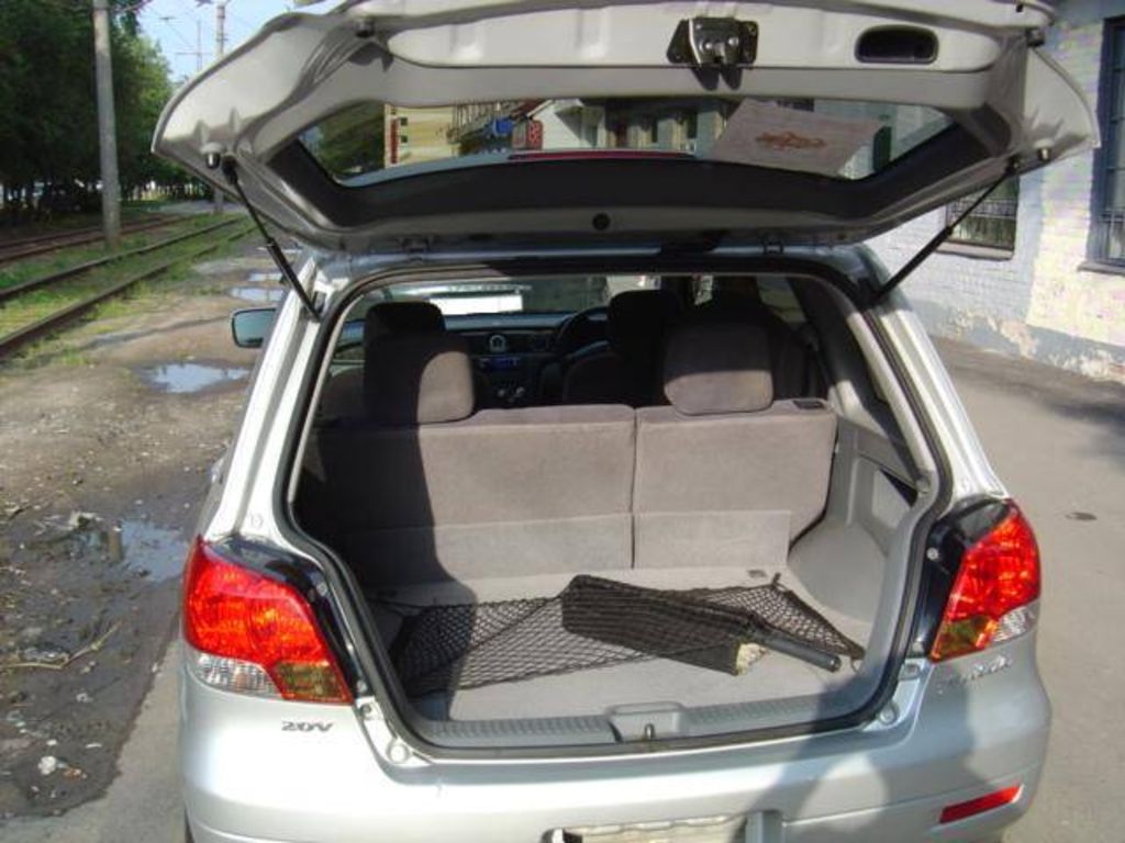 2002 Mitsubishi Airtrek