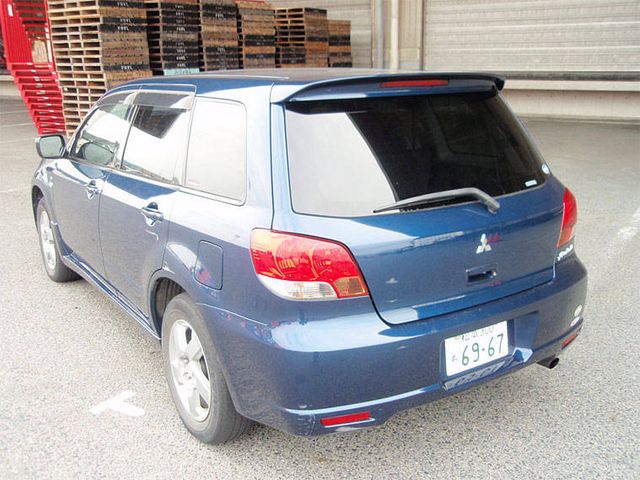 2002 Mitsubishi Airtrek