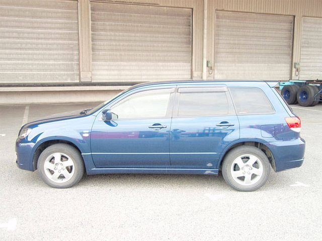 2002 Mitsubishi Airtrek