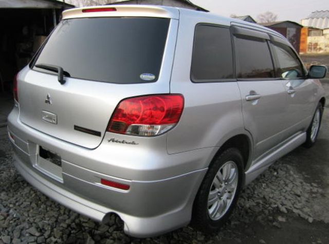 2002 Mitsubishi Airtrek