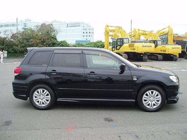 2002 Mitsubishi Airtrek