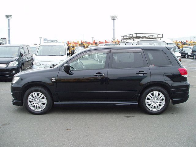 2002 Mitsubishi Airtrek