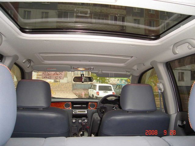 2002 Mitsubishi Airtrek