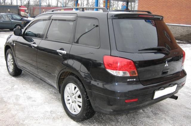 2002 Mitsubishi Airtrek