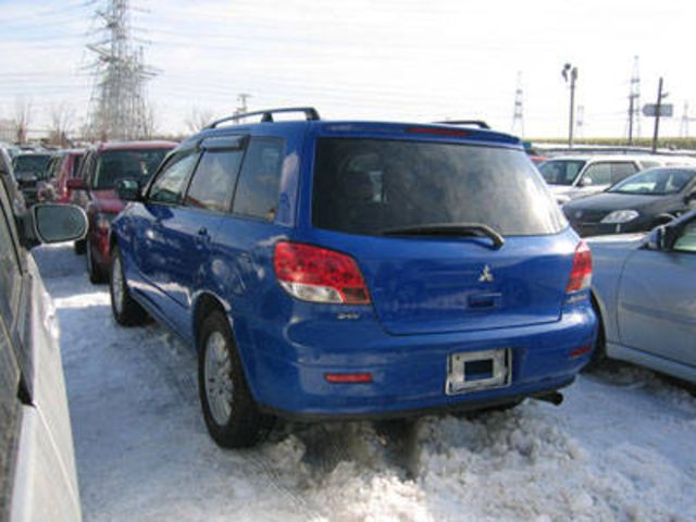 2002 Mitsubishi Airtrek