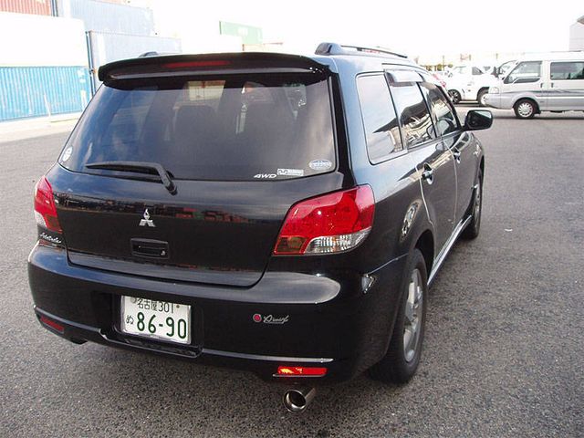 2002 Mitsubishi Airtrek