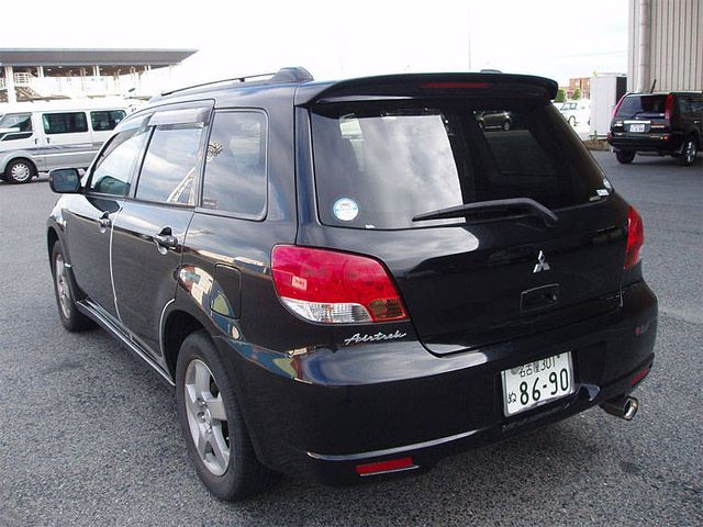 2002 Mitsubishi Airtrek