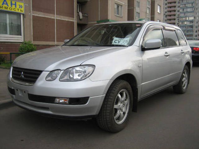 2002 Mitsubishi Airtrek